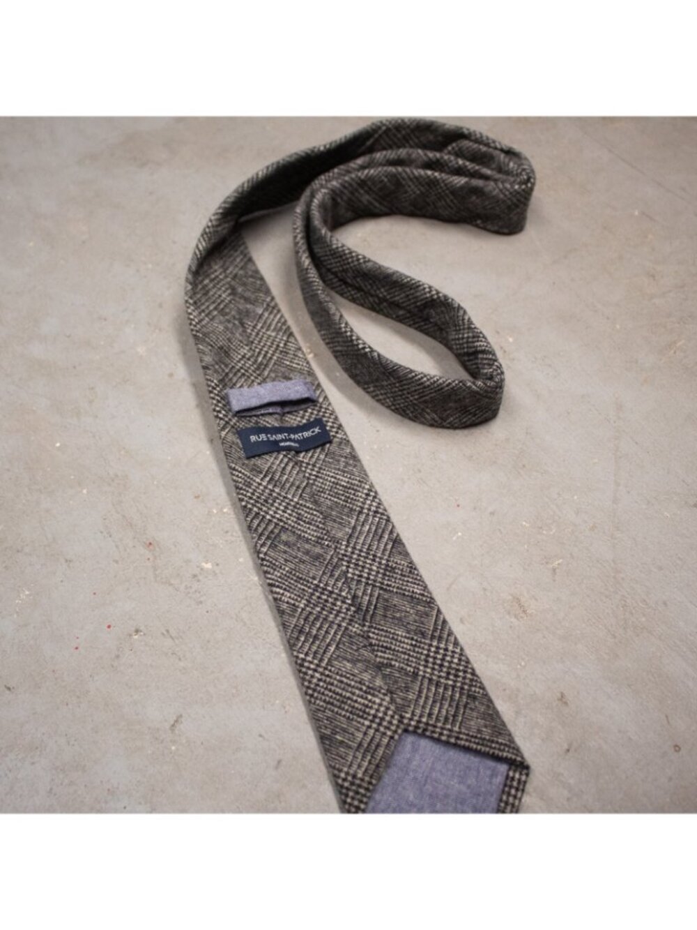 Rue Saint-Patrick Montreal Viscose Wool Tie Flannel Plaid Grey 3" - Picture 3 of 6